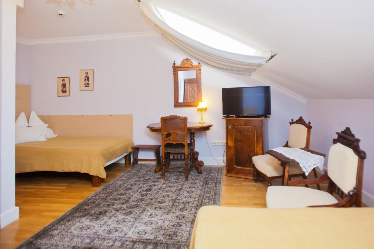 Boutique Hotel Szarcsa Székesfehérvár المظهر الخارجي الصورة