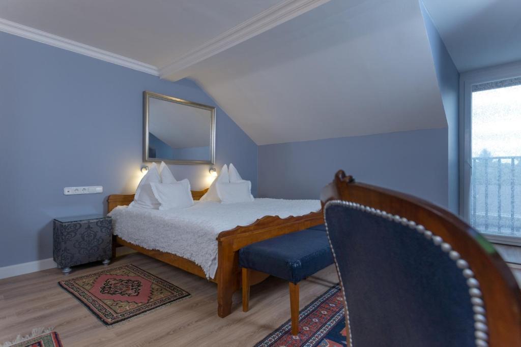 Boutique Hotel Szarcsa Székesfehérvár الغرفة الصورة